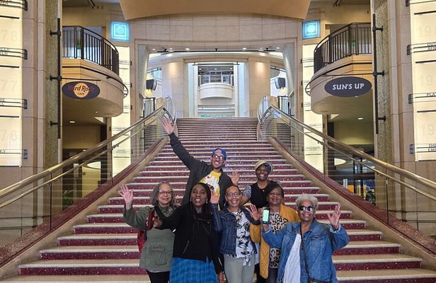 Los Angeles Highlights Private Tour from Orange County Hotels