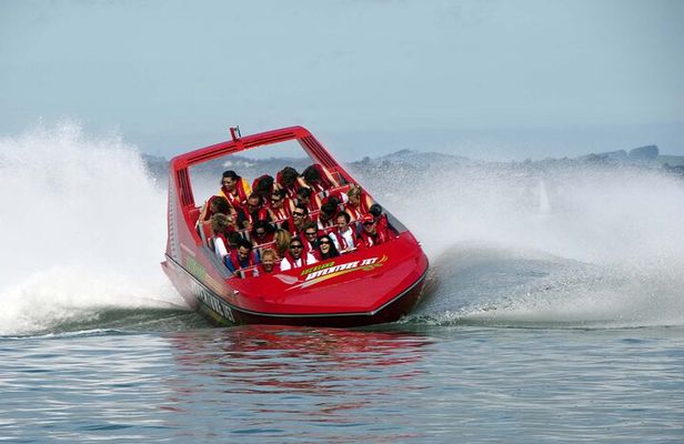 35 minute Auckland jetboat thrill ride