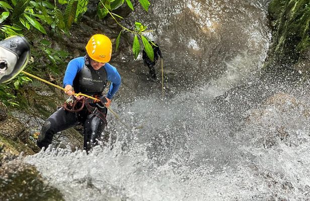 Half day tour descending wonderful waterfalls in Medellin
