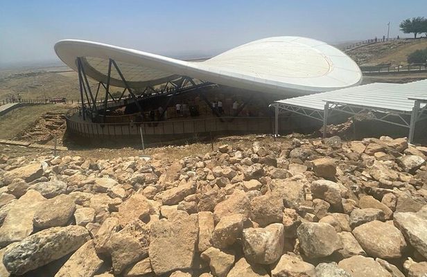 Day Trip to Gobeklitepe – Explore the Zero Point of Humanity