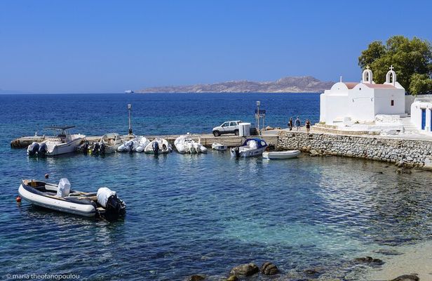 Mykonos Private Tour included town with a Range Rover
