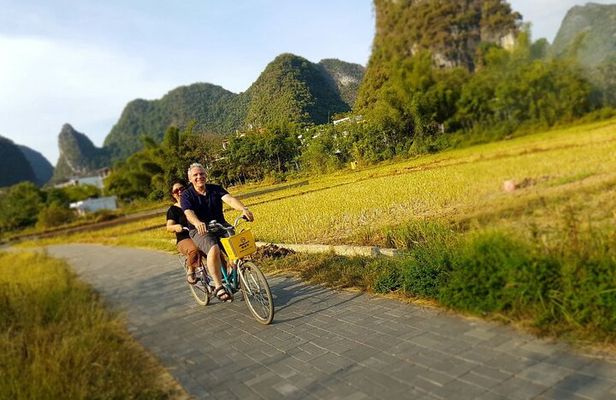 1-Day Private Yangshuo Bicycle Tour along Ten-Mile Gallery