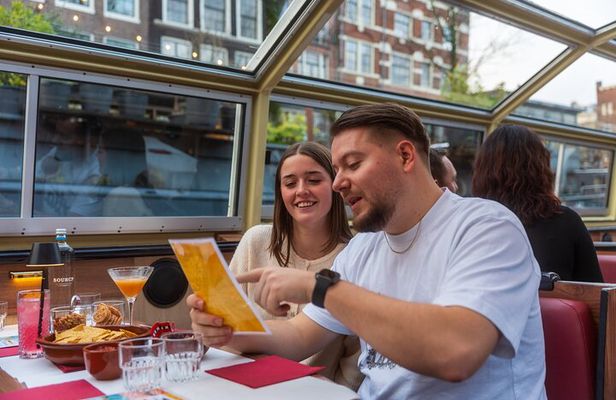 Amsterdam Evening Cocktail Cruise with snacks