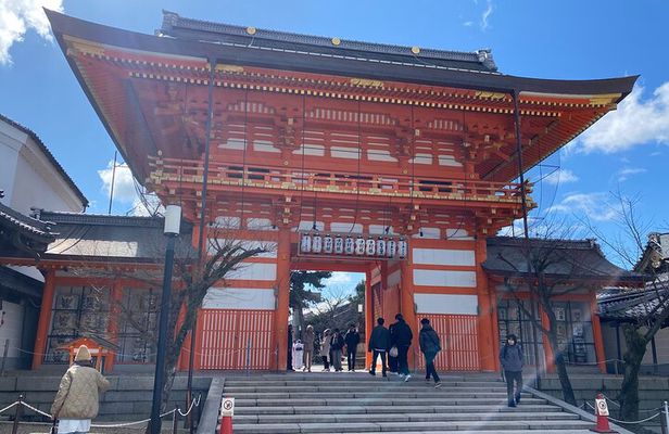 From Osaka to Kyoto for a Day of Culture and History