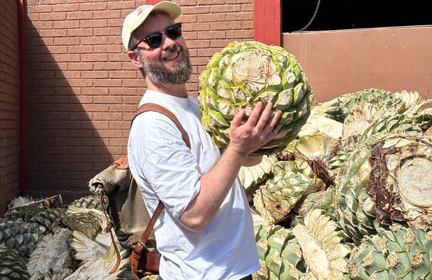 One day trip : Mezcal, Tlayudas & Textil