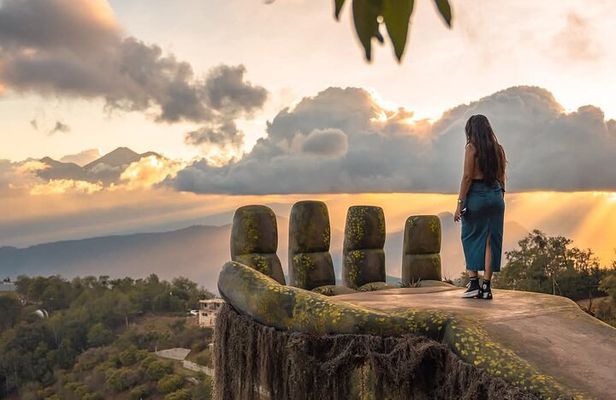 Hobbitenango and Cerro De La Cruz Half Day Tour