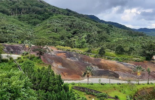 Mauritius: South Exclusive Tour w/La Vanille & Valles Des Couleur