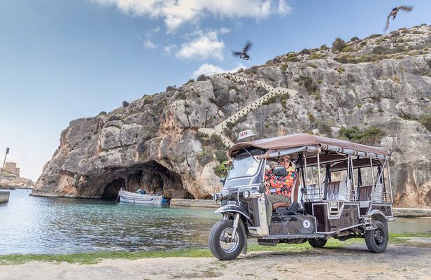 From Malta: Gozo TukTuk Tour with Comino Mini Cruise
