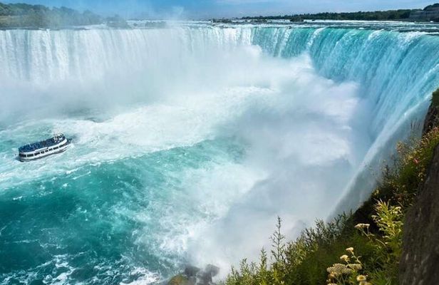 Niagara Bliss Walking Tour with Boat & Cave & Scenic Trolley