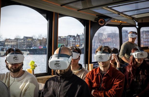 Amsterdam Historic Virtual Reality Luxury Boat Tour
