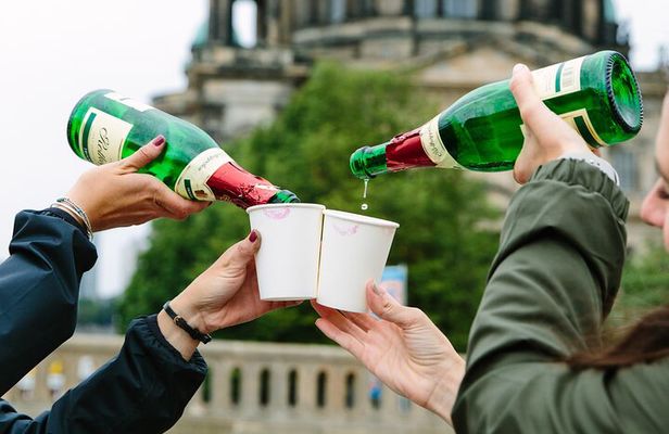Berlin Street Food Tour by Bike