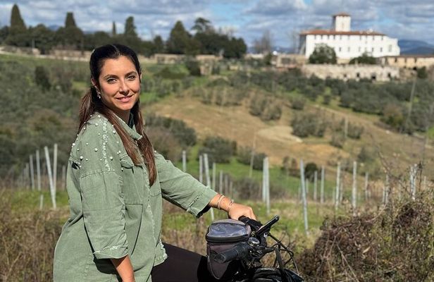 From Florence to Chianti by E-Bike:Ride Through Vineyards & Hills