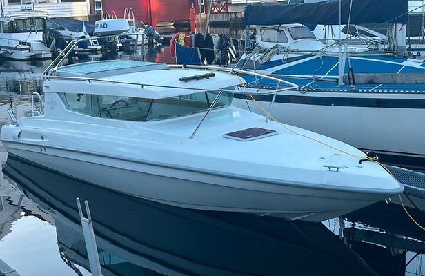 Pulpit Rock Boat Tour in Luxury Cruiser