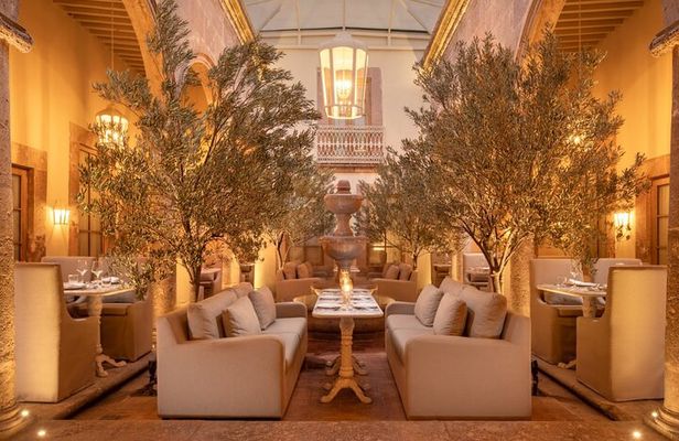 Tequila and Mezcal Tasting in Colonial Mansion Restaurante Diego