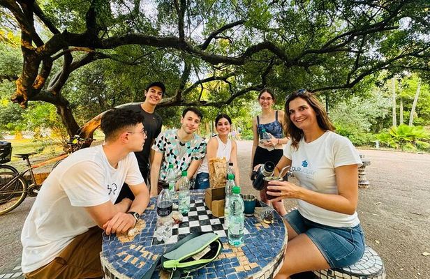 Montevideo Small Group Bike Tour with picnic