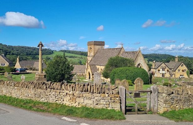 From London: Shakespeare's Stratford & Cotswolds Small-Group Tour