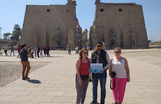 Day Tour to East and West Banks of Luxor