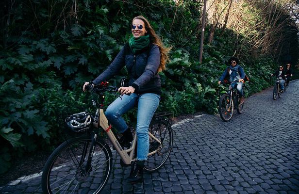 Ancient Appian Way and Aqueducts EBike Tour