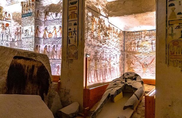 Full Day Tour to East and West Banks Temples and Tombs