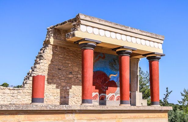 Knossos Palace and Your Custom Adventure