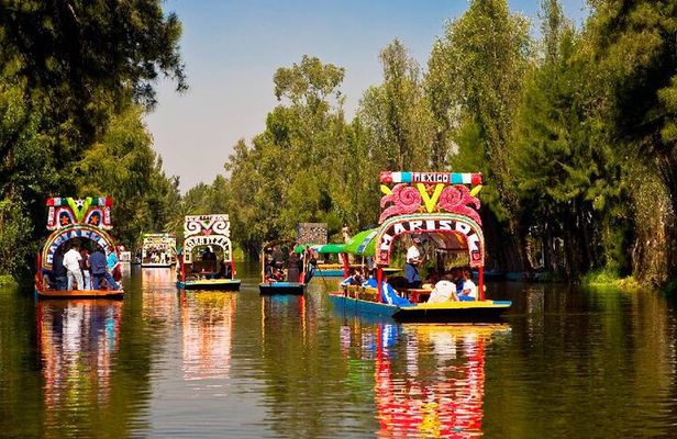 CU-Coyoacán and Xochimilco; Enjoy the Southern Colors of the CDMX