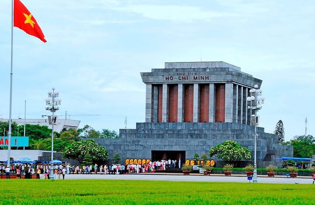 Hanoi City Highlight Full Day Tour With Bat Trang Pottery Village