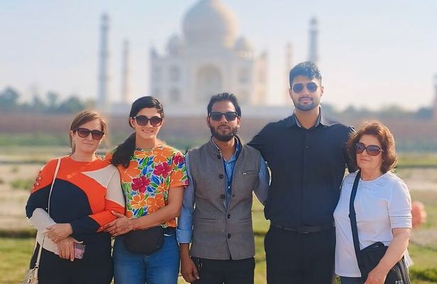 Same Day Agra Tour to Taj Mahal, Agra Fort & Itmad-ud-Daula