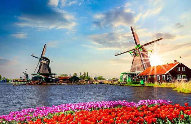 Private day trip from Amsterdam to Zaanse Schans, 3h Sightseeing