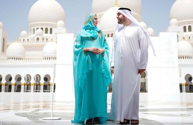 Dubai to Abu Dhabi Full Day City Tour with Mosque, Royal Palace