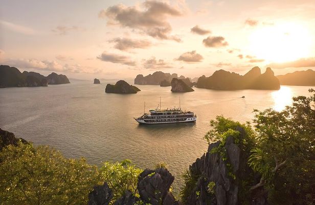Le Journey Elegance Cruise 5 Star Lan Ha Bay - All Inclusive 2D1N