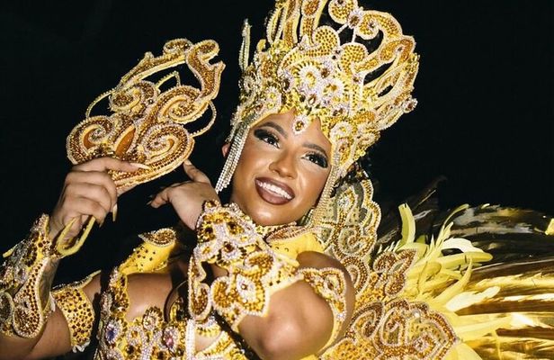  Samba Backstage Tour: Go Behind-the-Scenes of Carnival