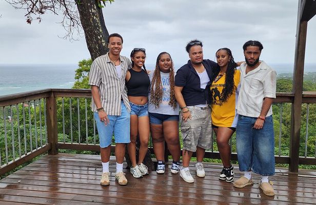 Roatán Ron and Chocolate Custom Tour.