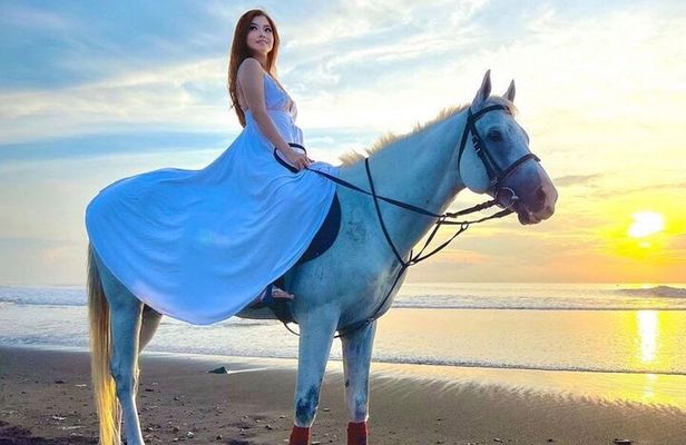 Bali Horse Riding on The Beach Experience