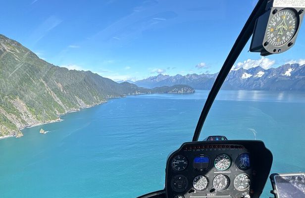 Grand Seward Ocean and Icebergs 1.5 hours 2 Landings Seward