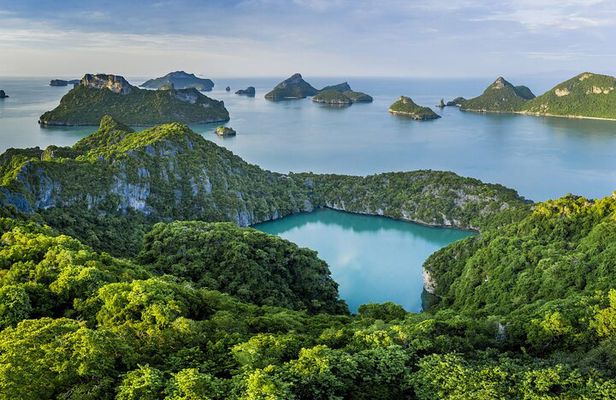 Speedboat Tour to Ang Thong National Marine Park