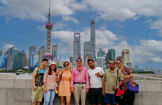 Zhujiajiao Water Town+Yu Garden+City God Temple+the Bund Day Tour