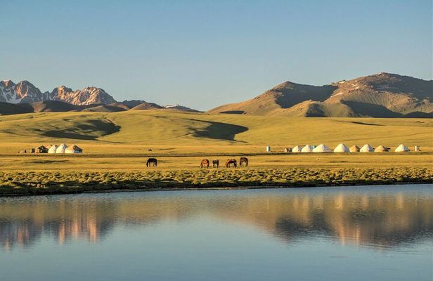 2-Day Small-Group Nomadic Adventure to Song Kul Lake