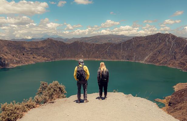 Tour to Quilotoa Start in Baths end in Quito