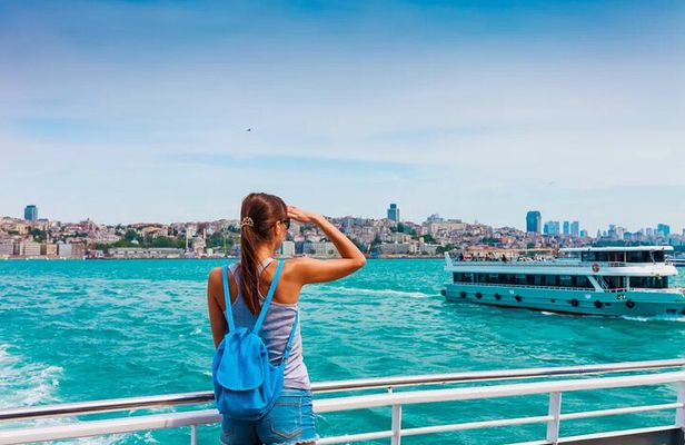 Bosphorus Cruise & Pierre Loti Cable Car Tour & Hotel Pick-Up