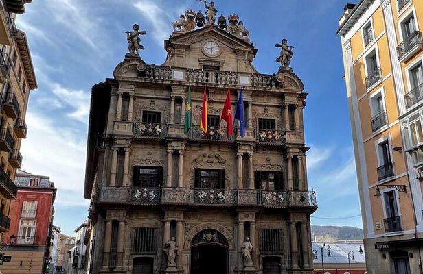 Small Group Walking Tour Pamplona