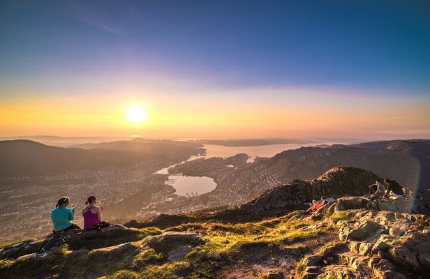Bergen by night: Mount Ulriken & Floyen Cable Car Tour