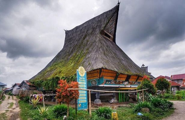 One Day Trip from Berastagi 