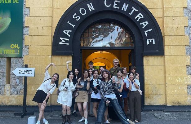 Hoa Lo Prison and Little Paris Tour in Hanoi (French Quarter)