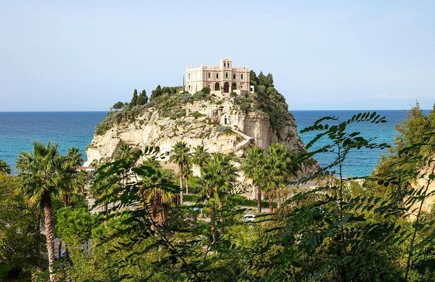 Capo Vaticano Tropea and Pizzo Full Day Tour
