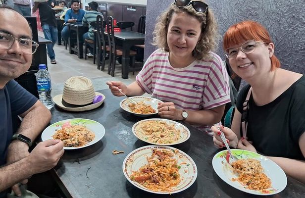 Colombo Food Tour & Evening City Tour by Tuk Tuk All Inclusive