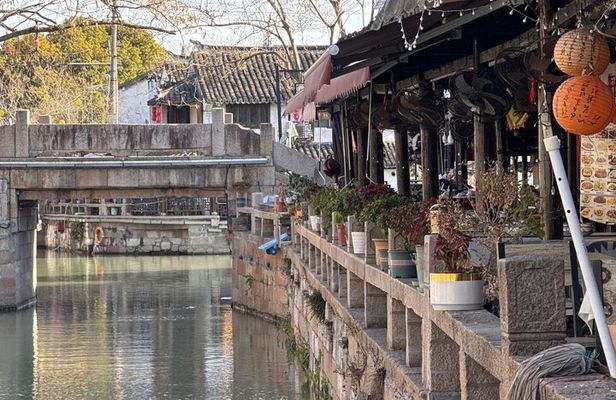Shanghai Authentic Fengjing Watertown Private Tour