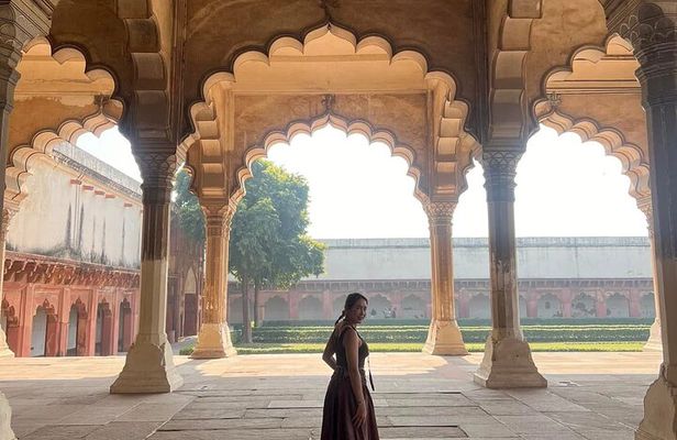 Private Taj Mahal and Agra Day Tour From Delhi - All Inclusive