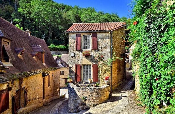 Domme, Beynac and La Roque-Gageac: Private Dordogne Villages Tour