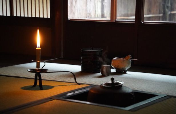 Oboro | Mindful Tea Ceremony in a 100-Year-Old Kyoto Teahouse