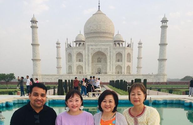 Taj Mahal & Agra Fort Day Tour From Delhi - All Inclusive & Lunch